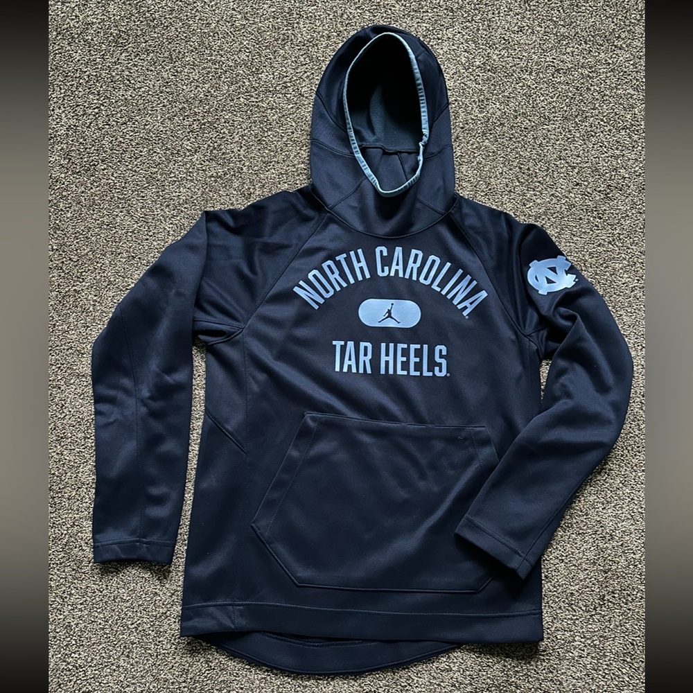 Jordan UNC North Carolina Tar Heels Hoodie Sweatshirt Adult Size Small